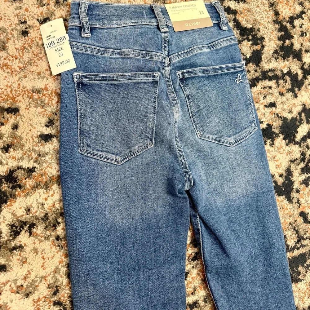 NWT DL1961 ‘Farrow’ Cropped High Rise Instasculpt Skinny Jeans in “Portage” 23
